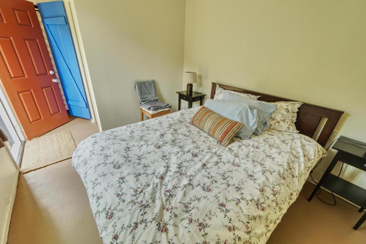 Rivers Breeze Relaxing Riverside Cabin With Private Suite Kayaks Healdsburg Esterno foto