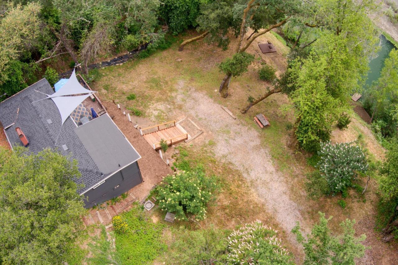 Rivers Breeze Relaxing Riverside Cabin With Private Suite Kayaks Healdsburg Esterno foto