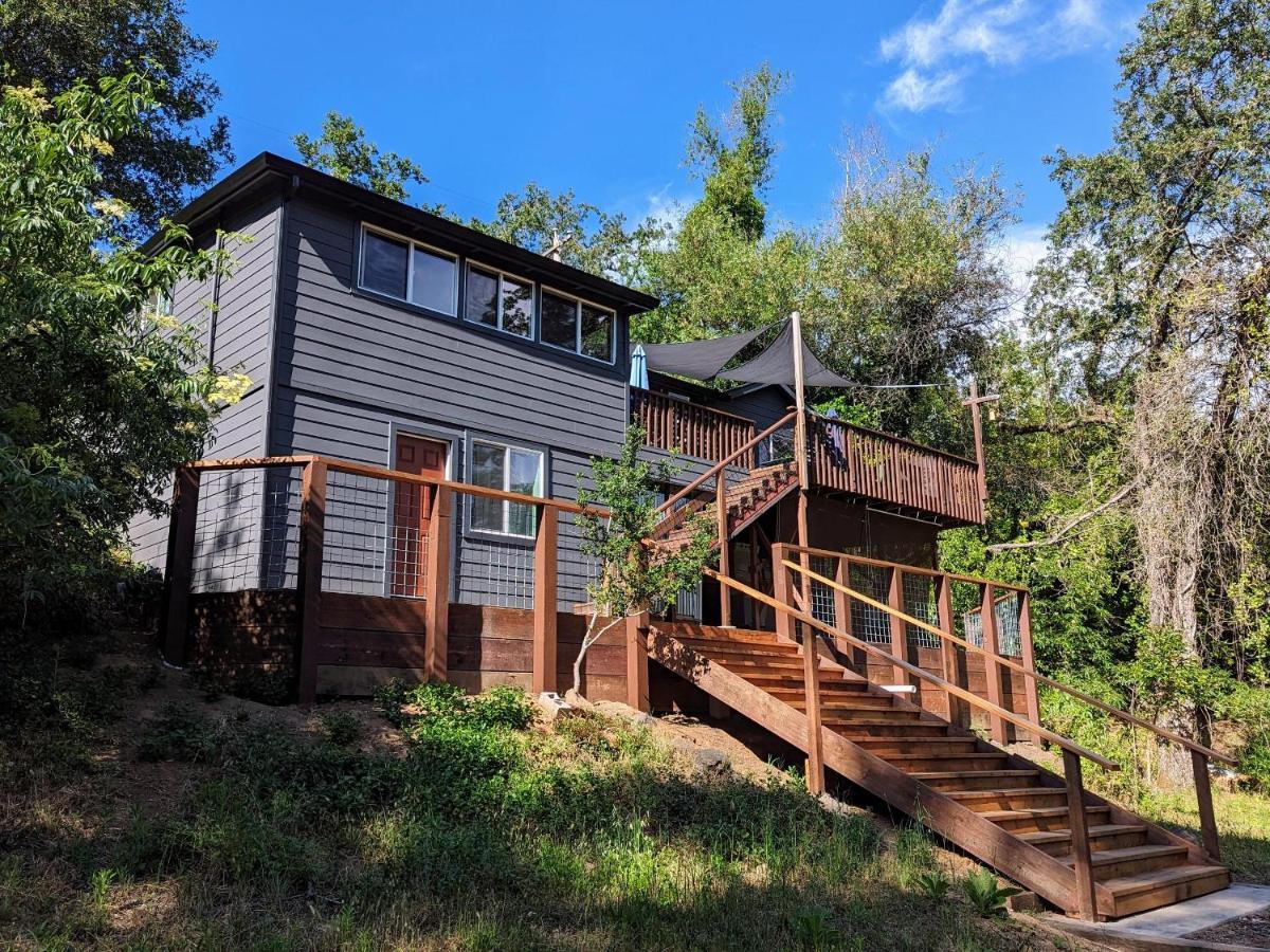 Rivers Breeze Relaxing Riverside Cabin With Private Suite Kayaks Healdsburg Esterno foto