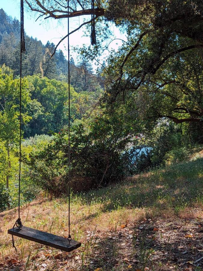 Rivers Breeze Relaxing Riverside Cabin With Private Suite Kayaks Healdsburg Esterno foto